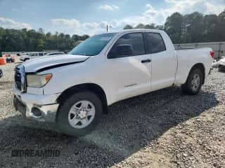2013 Toyota Tundra with VIN 5TFRM5F17DX064011, listed as a Copart auction lot 80440405 with 249,629 mi miles and Salvage title. Bid and sale history available at DreamBid. Image 1.