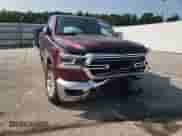 2019 Ram 1500 Laramie z VIN 1C6SRFDTXKN525165, wystawiony jako Copart lot #58856435 z przebiegiem 86 005 mil mil oraz Szkoda całkowita • Salvage title. Historia ofert i sprzedaży dostępna na DreamBid. Obrazek 13.