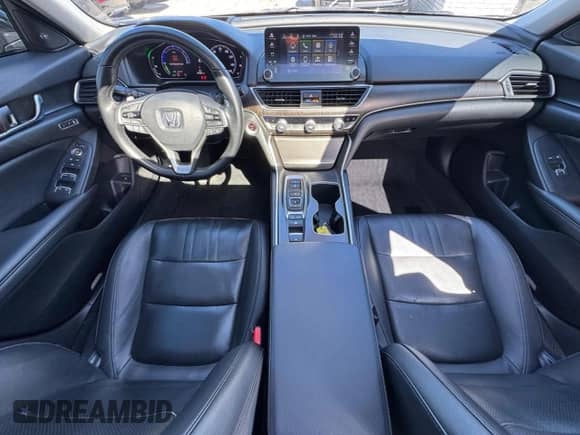 2022 Honda Accord Touring с VIN 1HGCV3F93NA031042, выставлен на аукционе Copart как лот 84067355 с пробегом 241 825 миль миль и Чистый • Clean title. История ставок и продаж доступна на DreamBid. Изображение 9.