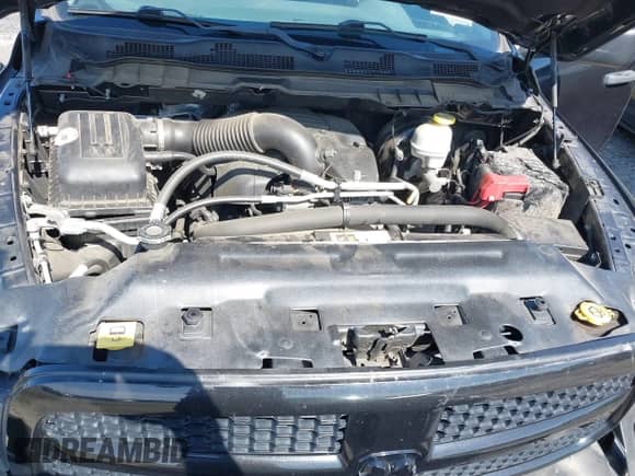 2018 Ram 1500 Express с VIN 1C6RR7FT0JS177927, выставлен на аукционе IAAI как лот 41640379 с пробегом 112 478 миль миль и . История ставок и продаж доступна на DreamBid. Изображение 10.