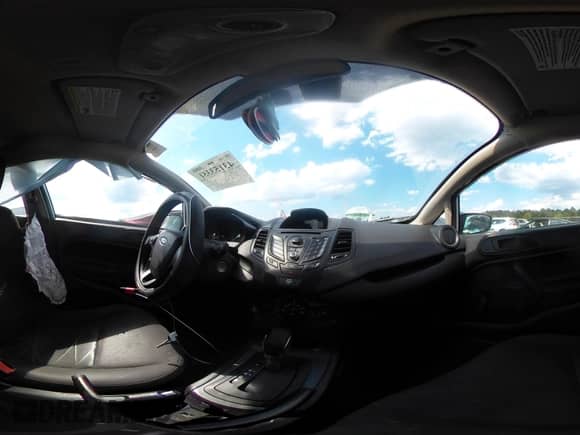 2015 Ford Fiesta S z VIN 3FADP4AJ9FM144900, wystawiony jako IAAI lot #43153351 z przebiegiem 154 259 mil mil oraz . Historia ofert i sprzedaży dostępna na DreamBid. Obrazek 18.