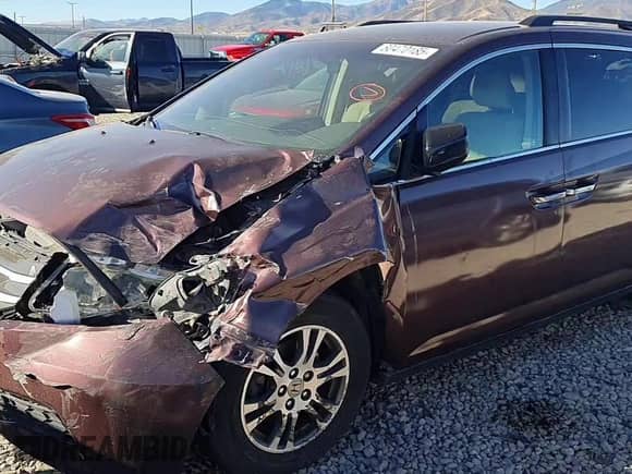 2011 Honda Odyssey EX с VIN 5FNRL5H43BB021433, выставлен на аукционе Copart как лот 80470185 с пробегом 179 192 миль миль и Списание • Salvage title. История ставок и продаж доступна на DreamBid. Изображение 14.