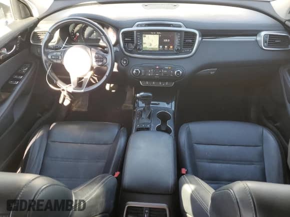 2018 Kia Sorento SX z VIN 5XYPKDA5XJG387291, wystawiony jako Copart lot #84563195 z przebiegiem 73 902 mil mil oraz Czysty tytuł • Clean title. Historia ofert i sprzedaży dostępna na DreamBid. Obrazek 8.