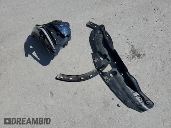 2022 Chevrolet Bolt EUV Premier с VIN 1G1FZ6S04N4131750, выставлен на аукционе Copart как лот 82199975 с пробегом 53 874 миль миль и Списание • Salvage title. История ставок и продаж доступна на DreamBid. Изображение 13.