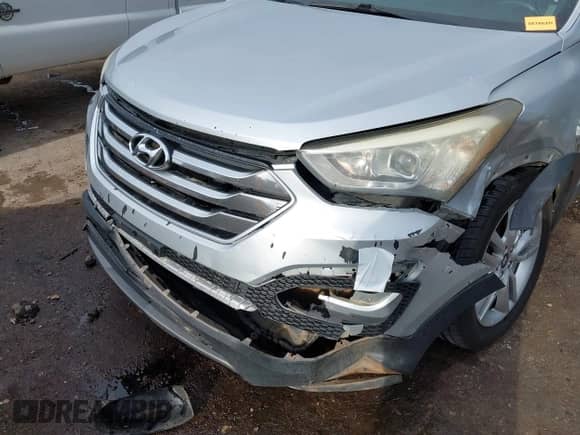 2015 Hyundai Santa Fe с VIN 5XYZW4LA7FG250419, выставлен на аукционе IAAI как лот 42857360 с пробегом 266 717 миль миль и . История ставок и продаж доступна на DreamBid. Изображение 6.