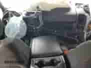 2021 Ram 1500 Big Horn z VIN 1C6RREFG6MN608488, wystawiony jako Copart lot #57647325 z przebiegiem Nie podano mil oraz Szkoda całkowita • Salvage title. Historia ofert i sprzedaży dostępna na DreamBid. Obrazek 8.