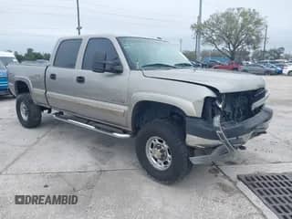 2002 Chevrolet Silverado 2500HD LT с VIN 1GCHK23172F214433, выставлен на аукционе IAAI как лот 41661364 с пробегом 148 005 миль миль и . История ставок и продаж доступна на DreamBid. Изображение 1.