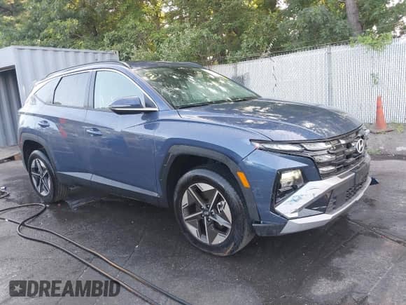 2025 Hyundai Tucson SEL Convenience с VIN 5NMJCCDE0SH521824, выставлен на аукционе IAAI как лот 42947941 с пробегом 3 826 миль миль и . История ставок и продаж доступна на DreamBid. Изображение 1.