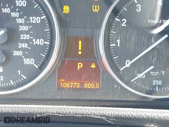 2012 BMW 3 Series 328i xDrive с VIN WBAKF5C50CE656621, выставлен на аукционе IAAI как лот 41364699 с пробегом 106 773 миль миль и . История ставок и продаж доступна на DreamBid. Изображение 7.