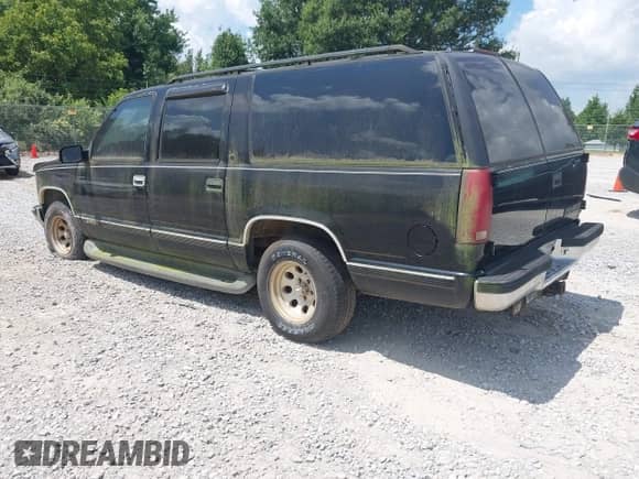 1996 Chevrolet Suburban с VIN 3GNEC16R3TG120004, выставлен на аукционе IAAI как лот 42752410 с пробегом 291 491 миль миль и . История ставок и продаж доступна на DreamBid. Изображение 3.