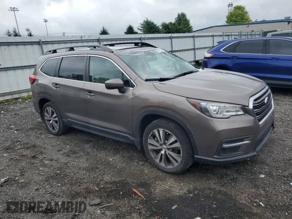 2021 Subaru Ascent Premium with VIN 4S4WMAHD2M3411427, listed as a Copart auction lot 63858215 with 68,720 mi miles and Salvage title. Bid and sale history available at DreamBid. Image 4.