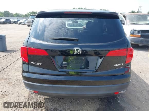 2018 Honda Pilot LX с VIN 5FNYF6H18JB072567, выставлен на аукционе IAAI как лот 42669142 с пробегом 88 300 миль миль и . История ставок и продаж доступна на DreamBid. Изображение 17.