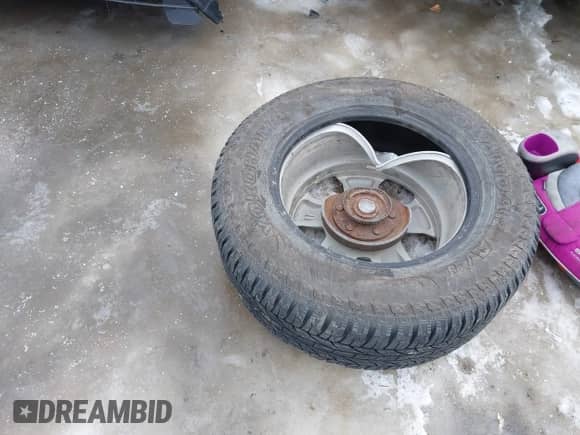 2020 Ram 1500 Big Horn with VIN 1C6RRFFG0LN334919, listed as a IAAI auction lot 41916766 with 45,237 mi miles and . Bid and sale history available at DreamBid. Image 12.