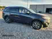 2017 Kia Sorento SXL z VIN 5XYPKDA52HG239503, wystawiony jako Copart lot #68789365 z przebiegiem 126 821 mil mil oraz Czysty tytuł • Clean title. Historia ofert i sprzedaży dostępna na DreamBid. Obrazek 4.