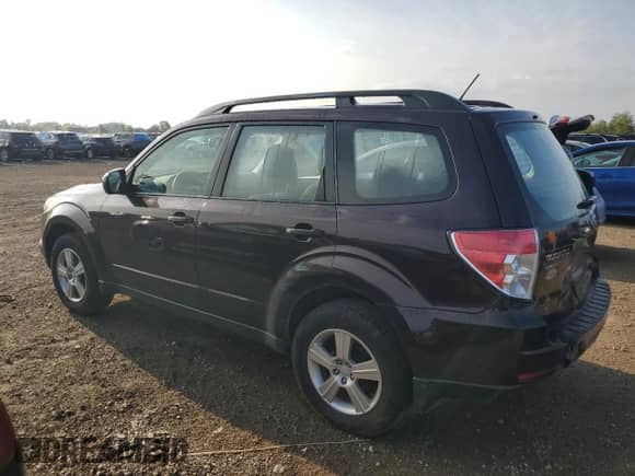 2013 Subaru Forester X z VIN JF2SHABC5DH410672, wystawiony jako Copart lot #81267825 z przebiegiem 172 069 mil mil oraz Szkoda całkowita • Salvage title. Historia ofert i sprzedaży dostępna na DreamBid. Obrazek 2.