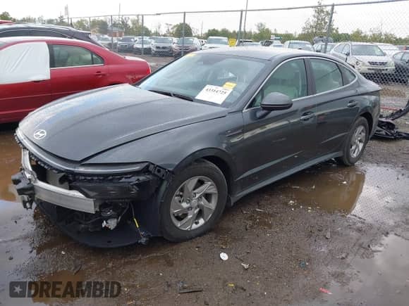 2025 Hyundai Sonata SE with VIN KMHL24JA0SA508421, listed as a IAAI auction lot 43314725 with 6,504 mi miles and . Bid and sale history available at DreamBid. Image 18.