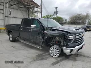 2025 Chevrolet Silverado 3500 с VIN 1GC4KUEY6SF161793, выставлен на аукционе Copart как лот 50797035 с пробегом 1 740 миль миль и Списание • Salvage title. История ставок и продаж доступна на DreamBid. Изображение 1.