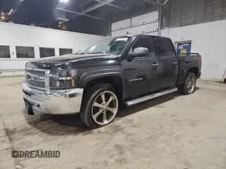 2013 Chevrolet Silverado 1500 LT with VIN 3GCPKSE76DG289722, listed as a Copart auction lot 84709765 with 235,270 mi miles and Clean title. Bid and sale history available at DreamBid. Image 1.