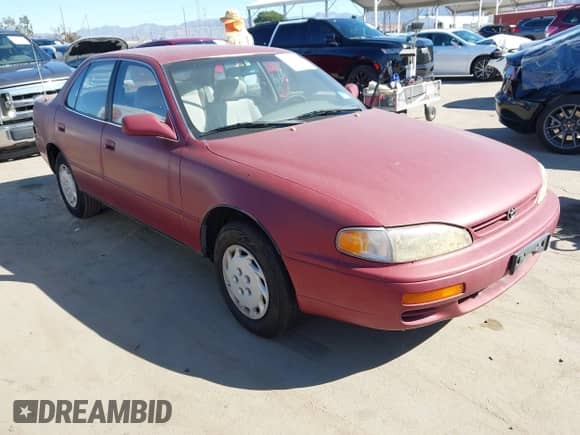 1996 Toyota Camry DX with VIN JT2BG12K2T0354205, listed as a IAAI auction lot 43482291 with 156,971 mi miles and . Bid and sale history available at DreamBid. Image 1.