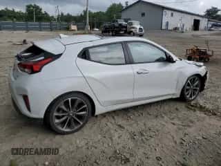 2019 Hyundai Veloster 2.0 z VIN KMHTG6AF9KU006725, wystawiony jako Copart lot #63975084 z przebiegiem 52 970 mil mil oraz Szkoda całkowita • Salvage title. Historia ofert i sprzedaży dostępna na DreamBid. Obrazek 3.