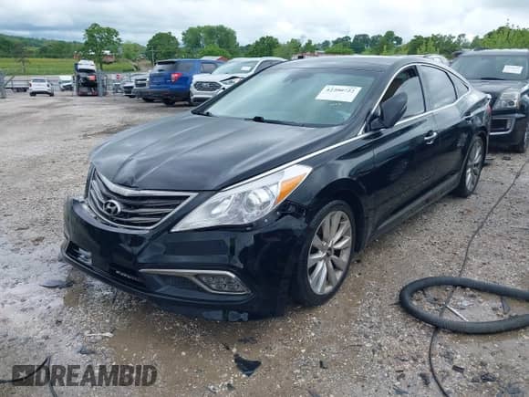 2017 Hyundai Azera Limited с VIN KMHFH4JG8HA583506, выставлен на аукционе IAAI как лот 42200722 с пробегом 88 489 миль миль и . История ставок и продаж доступна на DreamBid. Изображение 2.