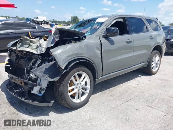 2025 Dodge Durango GT with VIN 1C4RDJDG2SC547233, listed as a IAAI auction lot 43046828 with 7,382 mi miles and . Bid and sale history available at DreamBid. Image 17.