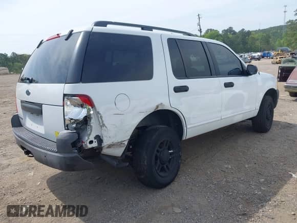 2003 Ford Explorer XLS with VIN 1FMZU62K93ZA56477, listed as a IAAI auction lot 42264677 with 99,634 mi miles and . Bid and sale history available at DreamBid. Image 4.