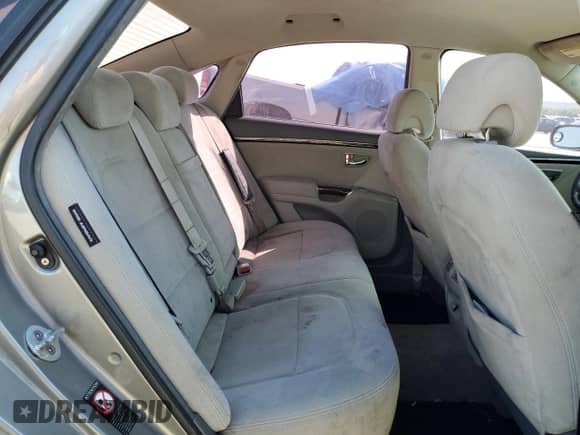 2009 Hyundai Azera GLS с VIN KMHFC46D89A358792, выставлен на аукционе Copart как лот 76666414 с пробегом 260 567 миль миль и Чистый • Clean title. История ставок и продаж доступна на DreamBid. Изображение 10.