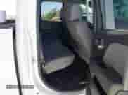 2017 Chevrolet Silverado 1500 Work Truck z VIN 1GCVKNEC0HZ326923, wystawiony jako IAAI lot #42098107 z przebiegiem 174 828 mil mil oraz . Historia ofert i sprzedaży dostępna na DreamBid. Obrazek 8.