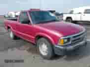 1994 Chevrolet S-10 z VIN 1GCCS1447R8110780, wystawiony jako IAAI lot #42418451 z przebiegiem 157 915 mil mil oraz . Historia ofert i sprzedaży dostępna na DreamBid. Obrazek 1.