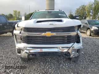 2024 Chevrolet Silverado 3500 with VIN 2GC4YTE73R1160330, listed as a Copart auction lot 72882394 with 15,290 mi miles and Clean title. Bid and sale history available at DreamBid. Image 5.