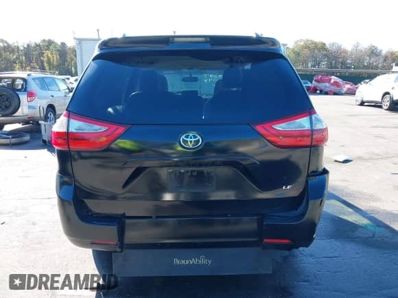2016 Toyota Sienna LE with VIN 5TDKK3DCXGS761666, listed as a IAAI auction lot 43476094 with 209,689 mi miles and . Bid and sale history available at DreamBid. Image 17.