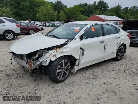 2016 Nissan Altima S with VIN 1N4AL3APXGC183088, listed as a Copart auction lot 57322835 with 141,907 mi miles and Salvage title. Bid and sale history available at DreamBid. Image 1.