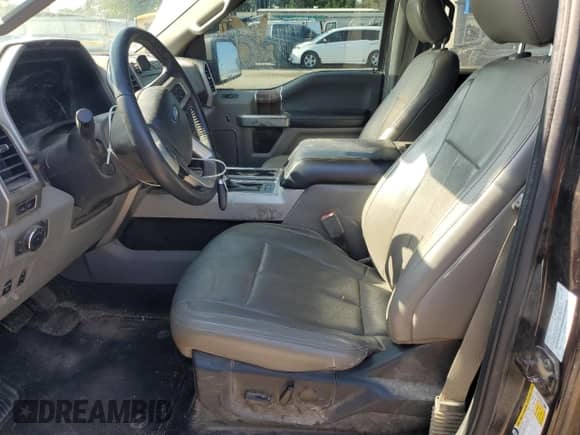 2020 Ford F-150 Lariat z VIN 1FTEW1E48LKE37789, wystawiony jako Copart lot #69037325 z przebiegiem 119 980 mil mil oraz Szkoda całkowita • Salvage title. Historia ofert i sprzedaży dostępna na DreamBid. Obrazek 7.