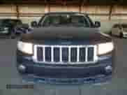 2011 Jeep Grand Cherokee Laredo с VIN 1J4RR4GG3BC660942, выставлен на аукционе Copart как лот 82198165 с пробегом 174 604 миль миль и Списание • Salvage title. История ставок и продаж доступна на DreamBid. Изображение 5.
