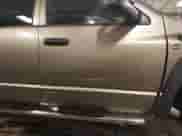 2008 Dodge 2500 SLT z VIN 3D7KS28A48G154445, wystawiony jako IAAI lot #41577967 z przebiegiem 223 161 mil mil oraz . Historia ofert i sprzedaży dostępna na DreamBid. Obrazek 19.