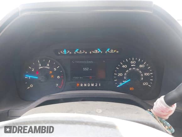 2015 Ford F-150 XLT z VIN 1FTFX1EF6FKE26572, wystawiony jako IAAI lot #43183122 z przebiegiem 172 027 mil mil oraz . Historia ofert i sprzedaży dostępna na DreamBid. Obrazek 7.