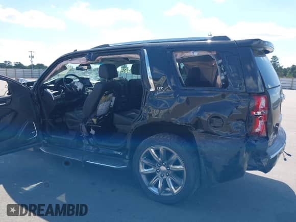 2016 Chevrolet Tahoe LTZ с VIN 1GNSKCKC7GR152012, выставлен на аукционе IAAI как лот 43056131 с пробегом Не указан миль и . История ставок и продаж доступна на DreamBid. Изображение 18.