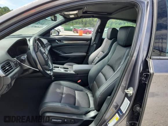 2019 Honda Accord Sport с VIN 1HGCV2F33KA023721, выставлен на аукционе Copart как лот 69983665 с пробегом 85 311 миль миль и Списание • Salvage title. История ставок и продаж доступна на DreamBid. Изображение 7.