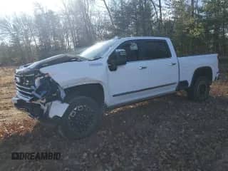 2024 Chevrolet Silverado 3500HD High Country с VIN 2GC4YVEYXR1165898, выставлен на аукционе Copart как лот 80017064 с пробегом 7 234 миль миль и Списание • Salvage title. История ставок и продаж доступна на DreamBid. Изображение 1.
