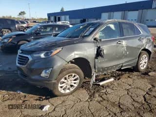 2019 Chevrolet Equinox LT z VIN 3GNAXJEV0KS643798, wystawiony jako Copart lot #81850905 z przebiegiem 94 952 mil mil oraz Czysty tytuł • Clean title. Historia ofert i sprzedaży dostępna na DreamBid. Obrazek 1.