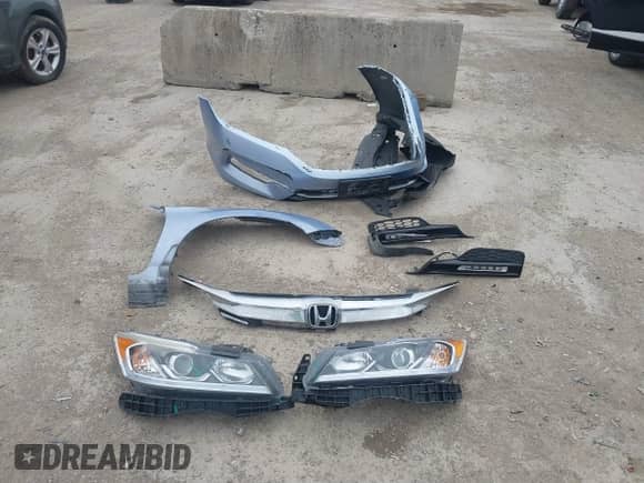 2017 Honda Accord с VIN JHMCR6F36HC011875, выставлен на аукционе IAAI как лот 41506489 с пробегом 102 294 миль миль и . История ставок и продаж доступна на DreamBid. Изображение 12.