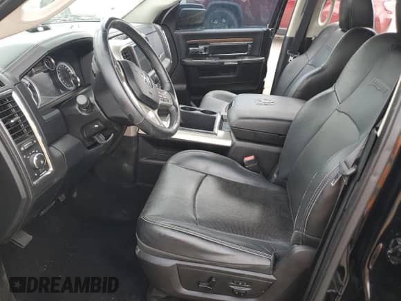 2014 Ram 1500 Laramie z VIN 1C6RR7NT2ES254918, wystawiony jako Copart lot #81839855 z przebiegiem 217 411 mil mil oraz Szkoda całkowita • Salvage title. Historia ofert i sprzedaży dostępna na DreamBid. Obrazek 7.