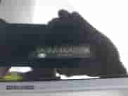 2012 Land Rover Range Rover Sport HSE Lux z VIN SALSK2D4XCA757796, wystawiony jako IAAI lot #42666814 z przebiegiem 82 191 mil mil oraz . Historia ofert i sprzedaży dostępna na DreamBid. Obrazek 9.