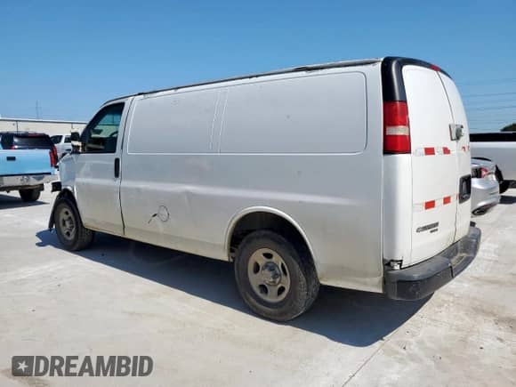 2007 Chevrolet Express Cargo с VIN 1GCFG15X871251452, выставлен на аукционе Copart как лот 60542685 с пробегом 278 825 миль миль и Списание • Salvage title. История ставок и продаж доступна на DreamBid. Изображение 2.
