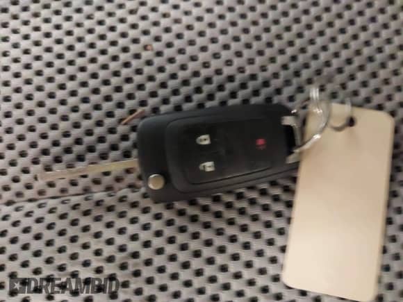 2011 Chevrolet Equinox 1LT with VIN 2CNFLEEC4B6244984, listed as a IAAI auction lot 42609315 with 82,180 mi miles and . Bid and sale history available at DreamBid. Image 11.