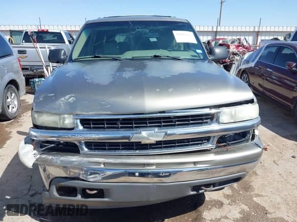 2001 Chevrolet Suburban LT с VIN 3GNEC16TX1G107131, выставлен на аукционе IAAI как лот 41984376 с пробегом 158 224 миль миль и . История ставок и продаж доступна на DreamBid. Изображение 12.