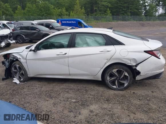 2021 Hyundai Elantra Limited с VIN KMHLN4AJ4MU003877, выставлен на аукционе IAAI как лот 42634517 с пробегом 97 011 миль миль и . История ставок и продаж доступна на DreamBid. Изображение 15.