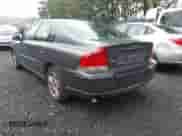 2007 Volvo S60 2.5L Turbo с VIN YV1RS592572622959, выставлен на аукционе IAAI как лот 43021608 с пробегом 155 710 миль миль и . История ставок и продаж доступна на DreamBid. Изображение 3.