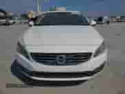 2015 Volvo S60 T5 Drive-E Premier с VIN YV140MFK8F1350796, выставлен на аукционе Copart как лот 81000745 с пробегом 117 885 миль миль и Чистый • Clean title. История ставок и продаж доступна на DreamBid. Изображение 5.